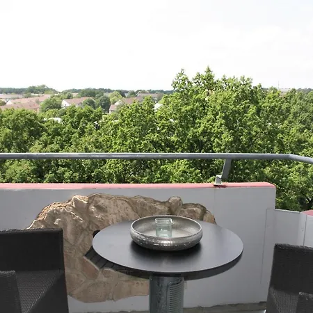 Luxurious With A Wonderful Panoramic View *