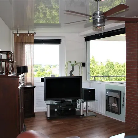Luxurious With A Wonderful Panoramic View Wolfsburg